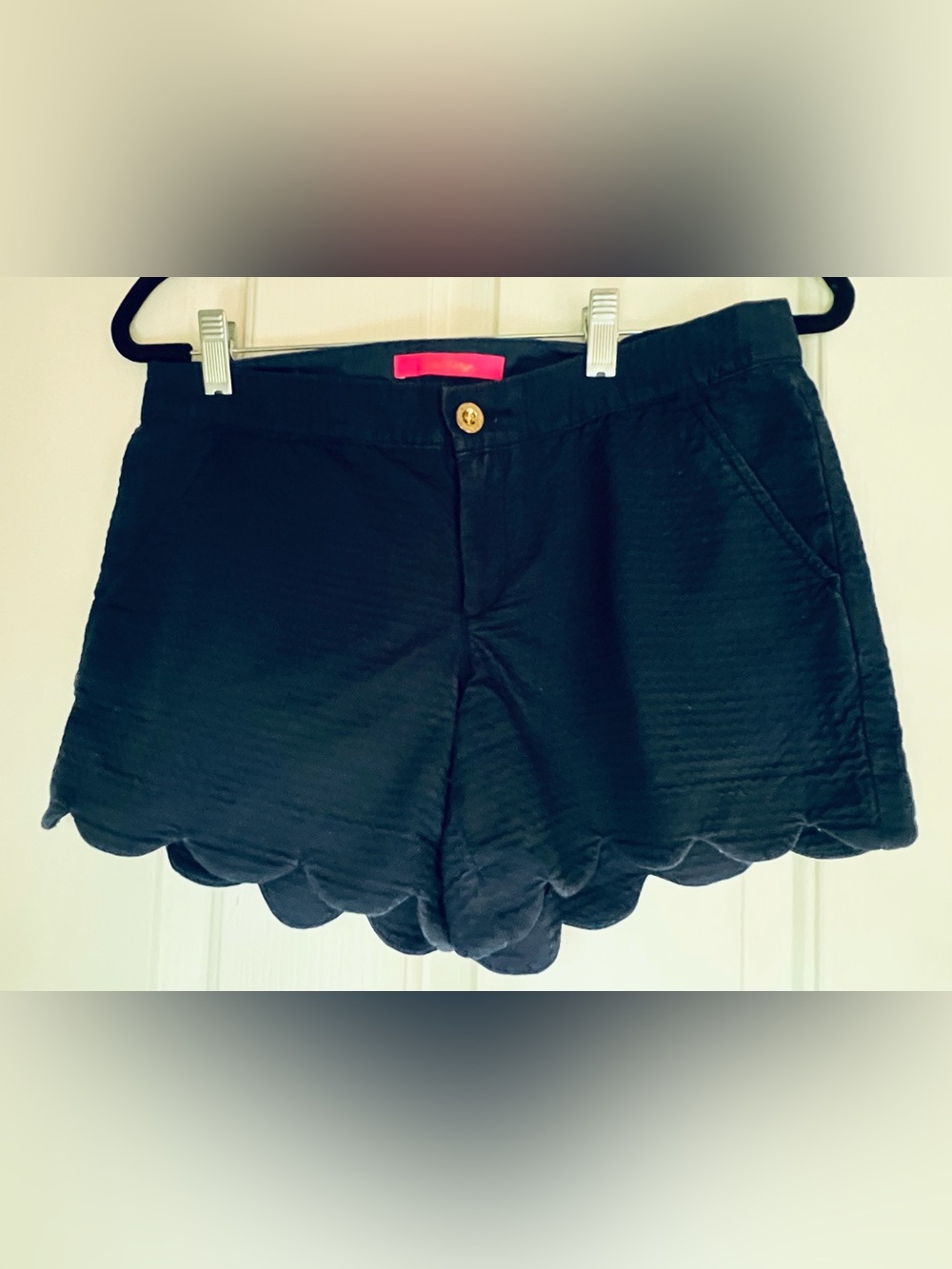 Lilly Pulitzer Dark Navy Scallop Hem Shorts